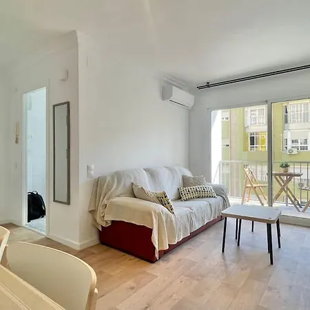 3 Habitaciones, Terraza Y A 200 Metros De La Playa Málaga Exterior foto