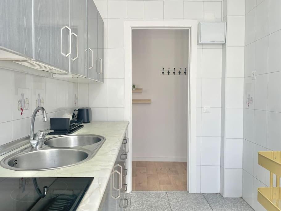 Apartament 3 Habitaciones, Terraza Y A 200 Metros De La Playa *